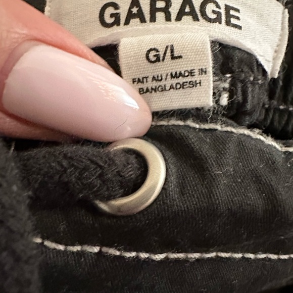 Garage Tanner Tie Up Cargo jet Black W/ White Contrast Stitch - Picture 7 of 7